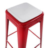 Weißes Sitzkissen PILOW II auf einem roten Metallhocker von hjh OFFICE