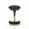 Blaue Stehhilfe SITNESS 20 mit rundem, gepolstertem Sitz und schwarzem Fußring von Topstar