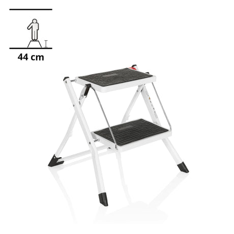 Weiße Klappleiter SOLID W1 mit zwei schwarzen Stufen und einer Höhe von 44 cm von hjh OFFICE